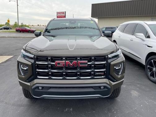 2023 GMC Canyon AT4