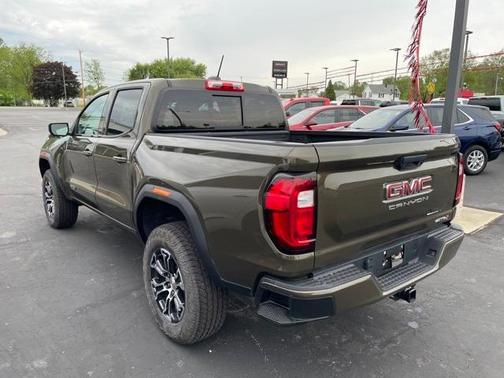 2023 GMC Canyon AT4