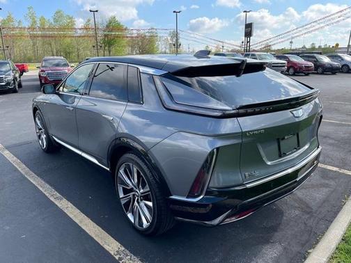 2023 Cadillac LYRIQ Luxury