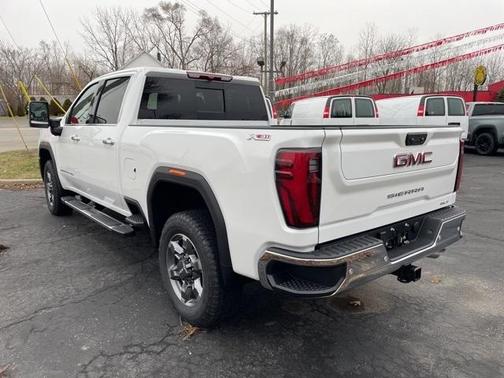 2026 GMC Sierra 2500 SLT