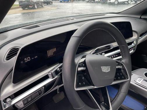 2024 Cadillac LYRIQ Luxury