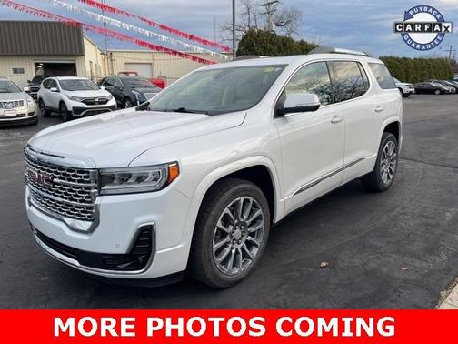 2023 GMC Acadia Denali