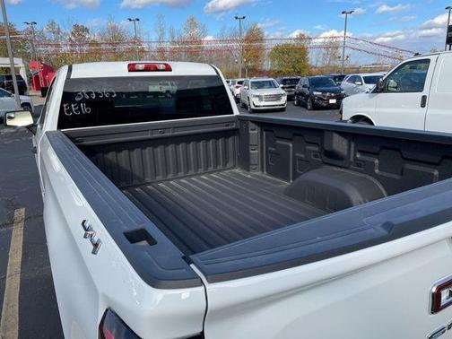 Summit White 2025 GMC Sierra 1500 Pro