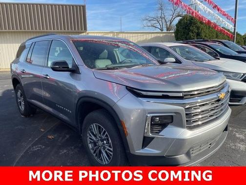 2025 Chevrolet Traverse LT