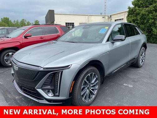 2024 Cadillac LYRIQ Sport