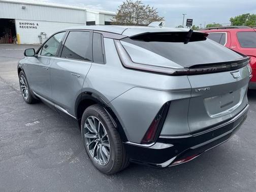 2024 Cadillac LYRIQ Sport