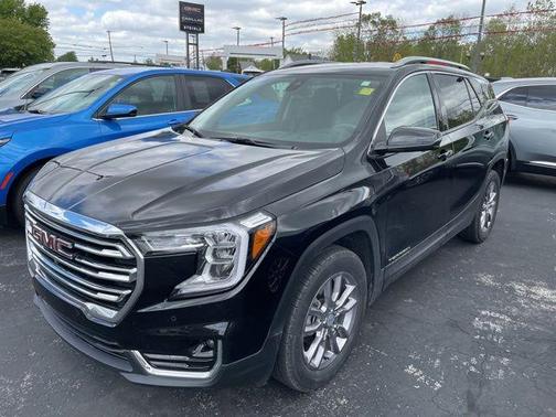 Ebony Twilight Metallic 2022 GMC Terrain SLT