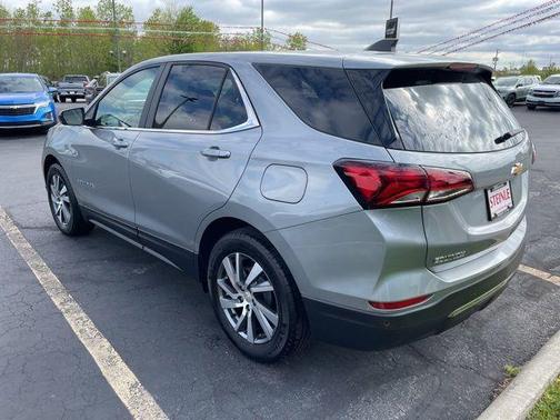 Sterling Gray Metallic 2024 Chevrolet Equinox LT