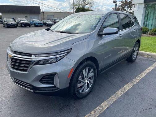 Sterling Gray Metallic 2024 Chevrolet Equinox LT