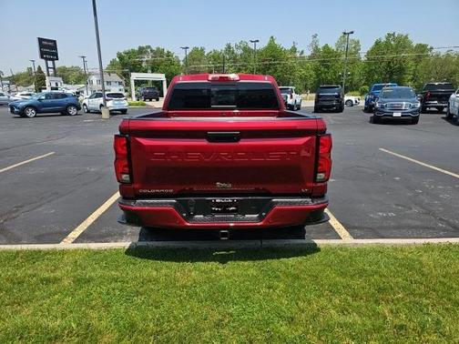 2024 Chevrolet Colorado LT