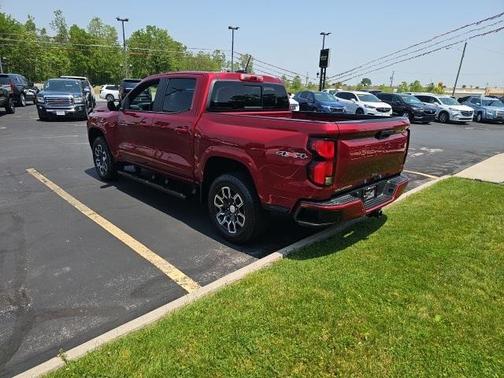2024 Chevrolet Colorado LT
