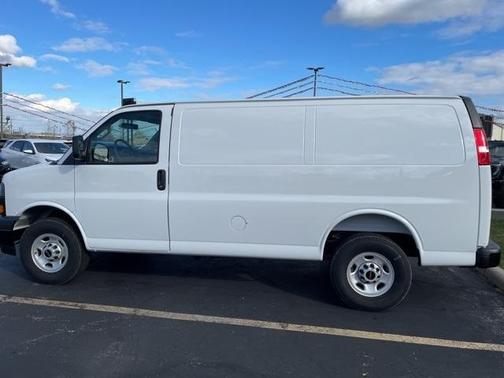 2025 GMC Savana 2500 Work Van