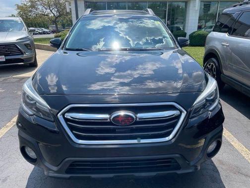 Crystal Black Silica 2018 Subaru Outback 2.5i Limited