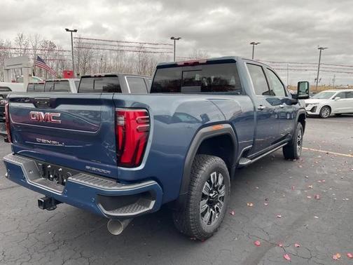 2025 GMC Sierra 2500 Denali