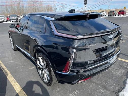 2023 Cadillac LYRIQ Luxury