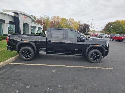 2025 GMC Sierra 2500 AT4