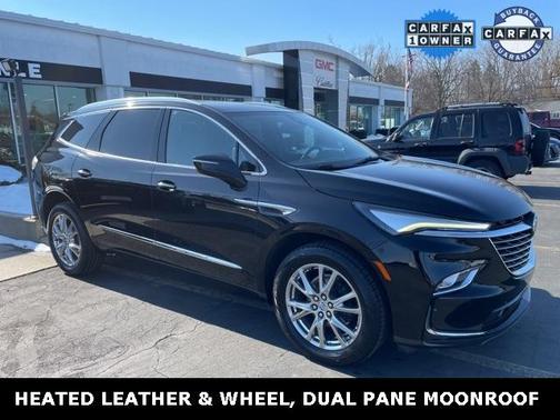 2023 Buick Enclave Essence