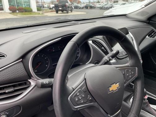 2025 Chevrolet Malibu RS