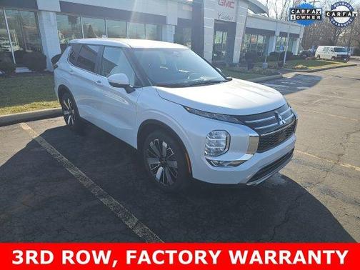 2025 Mitsubishi Outlander SE