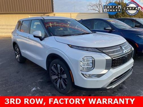 2025 Mitsubishi Outlander SE