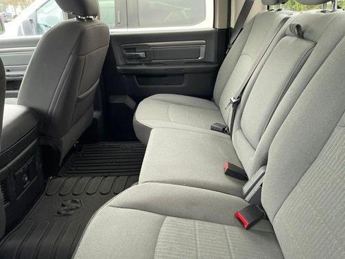 Billet Silver Metallic Clearcoat 2023 RAM 1500 Classic SLT