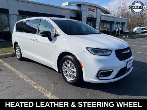 2024 Chrysler Pacifica Touring-L