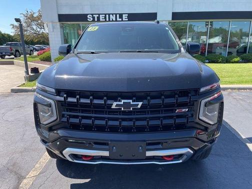 Black 2025 Chevrolet Suburban Z71