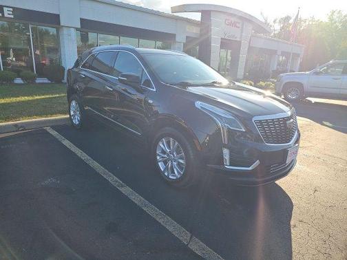 2022 Cadillac XT5 Luxury