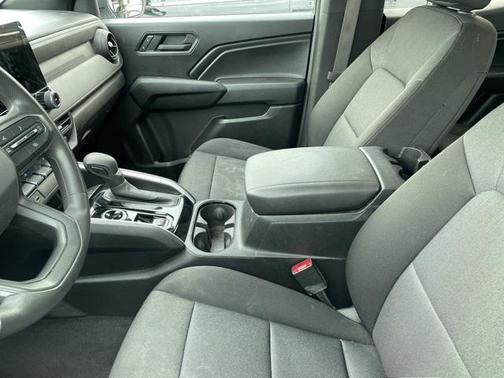 2023 Chevrolet Colorado WT