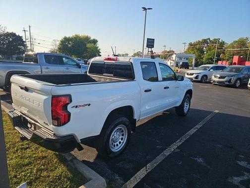 2023 Chevrolet Colorado WT