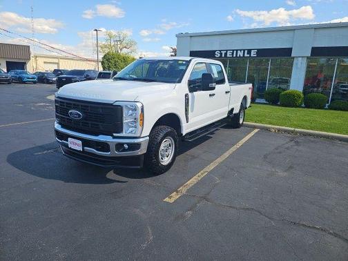 White 2024 Ford F-250 XL