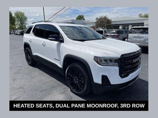 Summit White 2023 GMC Acadia SLE