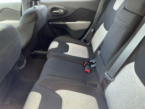 True Blue Pearlcoat 2014 Jeep Cherokee Latitude