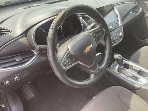 Mosaic Black Metallic 2016 Chevrolet Malibu 2LT