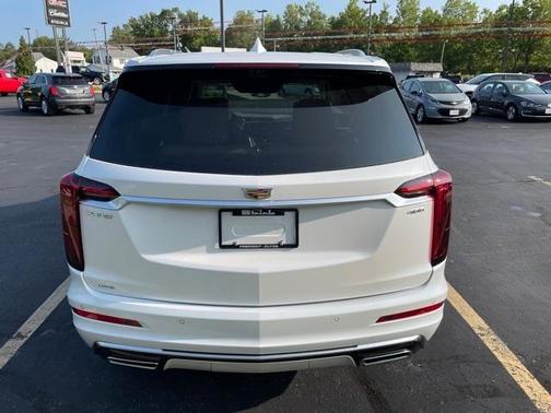 2025 Cadillac XT6 Premium Luxury AWD