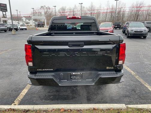 2024 Chevrolet Colorado WT