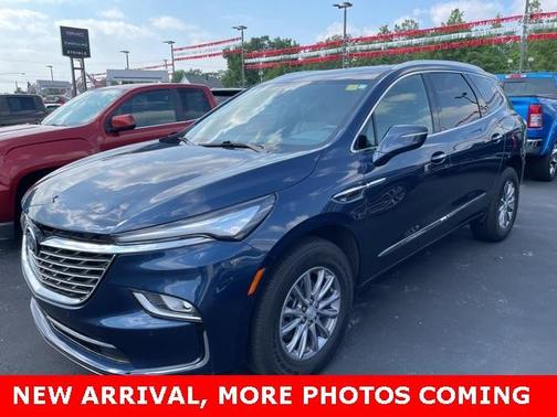 2022 Buick Enclave Essence