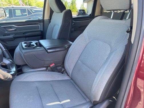 Delmonico Red Pearlcoat 2020 RAM 1500 Big Horn