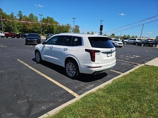 2021 Cadillac XT6 Premium Luxury AWD