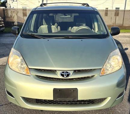 2008 Toyota Sienna LE