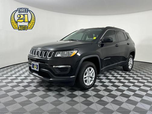 Diamond Black Crystal Pearlcoat 2020 Jeep Compass Sport