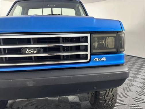 1990 Ford F-150 XLT Lariat