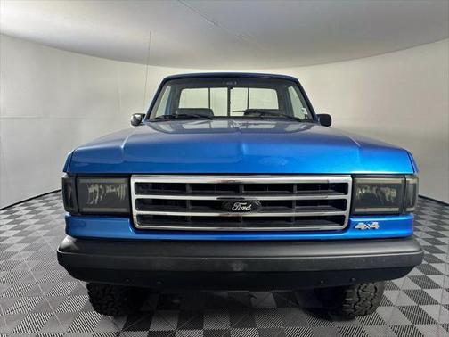 1990 Ford F-150 XLT Lariat