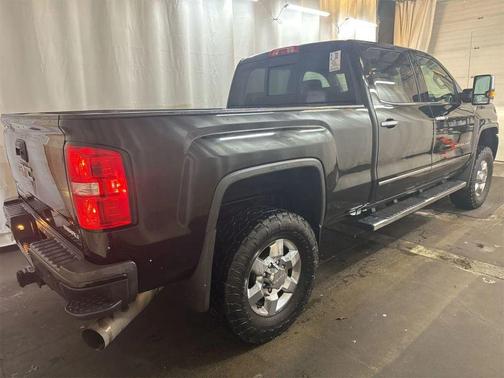 2017 GMC Sierra 3500 Denali