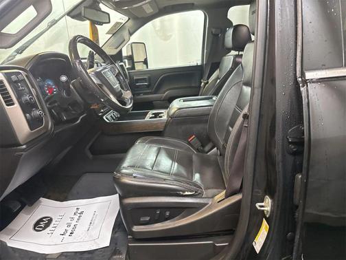 2017 GMC Sierra 3500 Denali