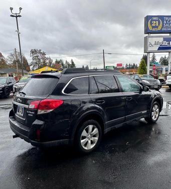 2011 Subaru Outback 3.6 R Limited