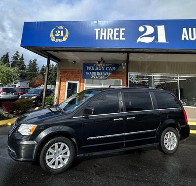 2016 Chrysler Town & Country Touring