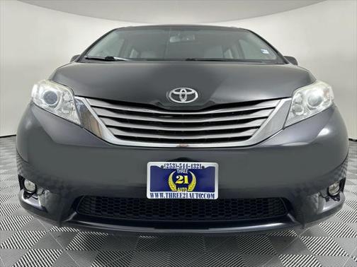 2015 Toyota Sienna XLE Premium