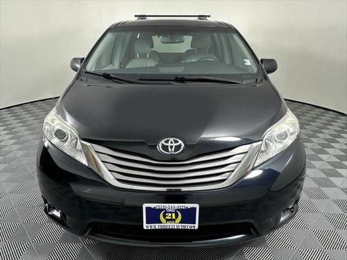 2015 Toyota Sienna XLE Premium