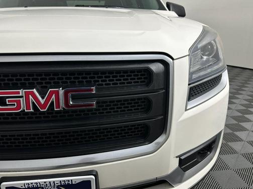 2014 GMC Acadia SLE-2